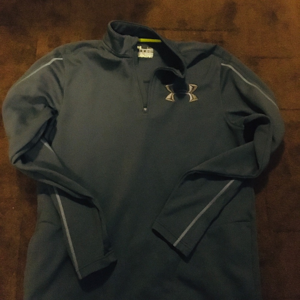 NWOT Under Armour Sweatshirt w Zipper Collar